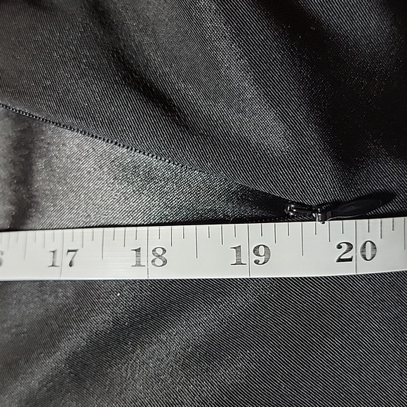 Connected Apparel Sleeveless Black Dress with Pearl Collar Size 8 EUC - Picture 7 of 10